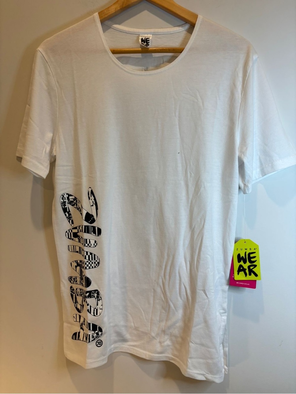 Zumba Fused Up Instructor Tee White - Size M Men’s / L Women’s